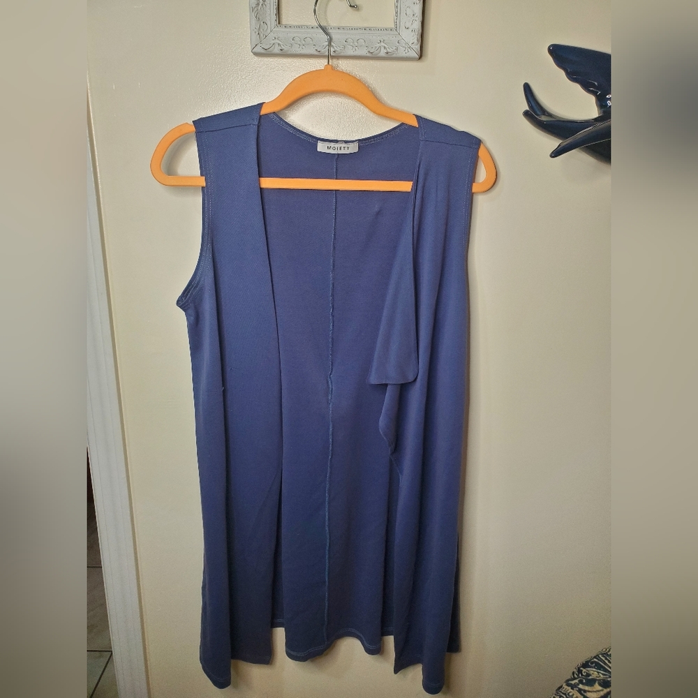 Sleevless Cardigan